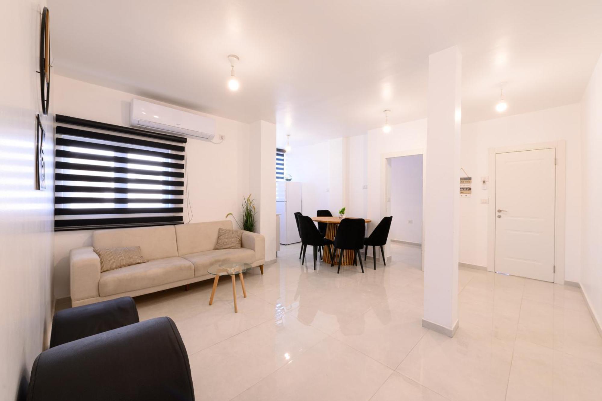 King David Apartment เนทันยา ภายนอก รูปภาพ